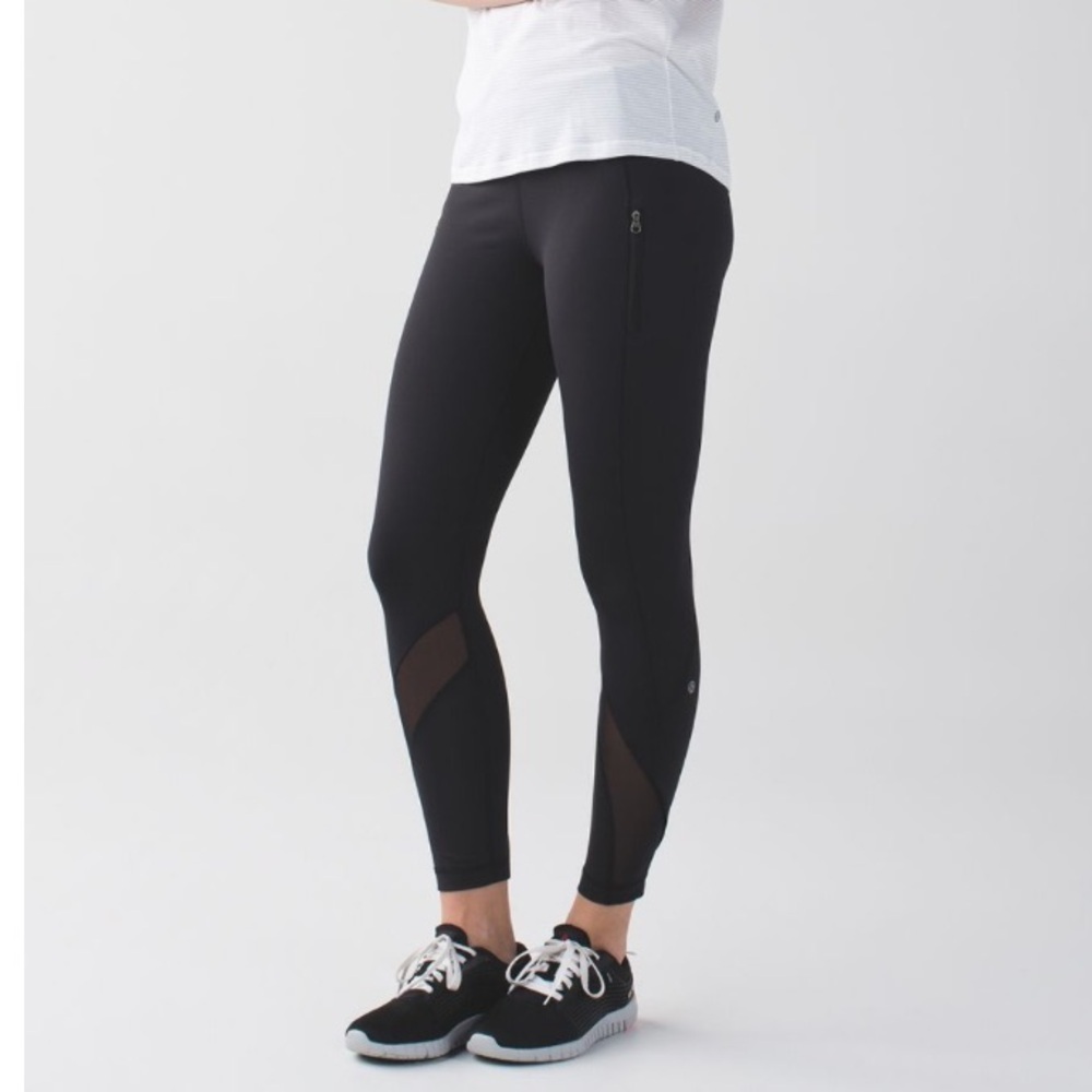 Lululemon Black Inspire Tight‎ II Leggings-Size 6-  25" inseam